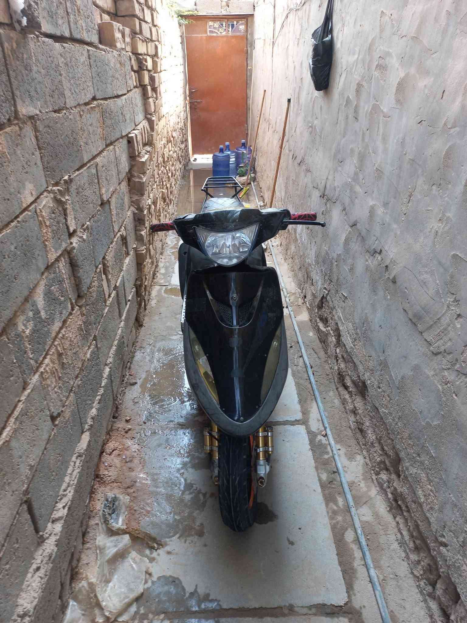 بسبب الوعود الكاذبه
دراجه ماكس عدله 

بسعر قفل٣٣٥$

نقصها ويل خلفي بل خلفي 

***********
