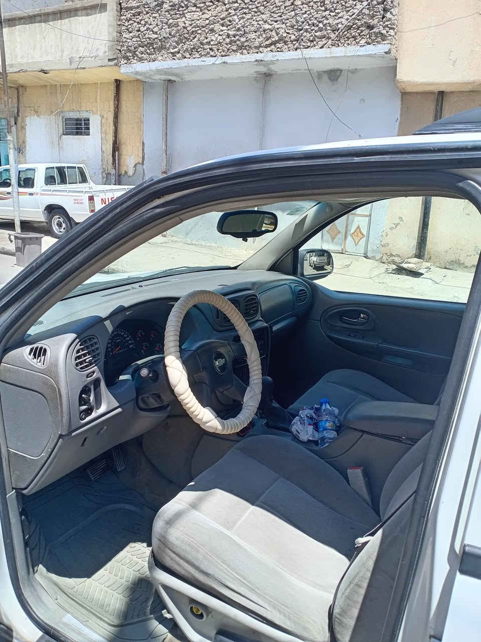 شوفرليت بلايزر سياره جاهزه من كلشي ماناقصها شي مكينه وكير شرط كهربائياتها كلها شغاله رقم وسنويه وهزه جديدات تريد تحويل وكاله اني جاهز وبسمي السياره ارقامي 
***********/
***********/
***********
***********
