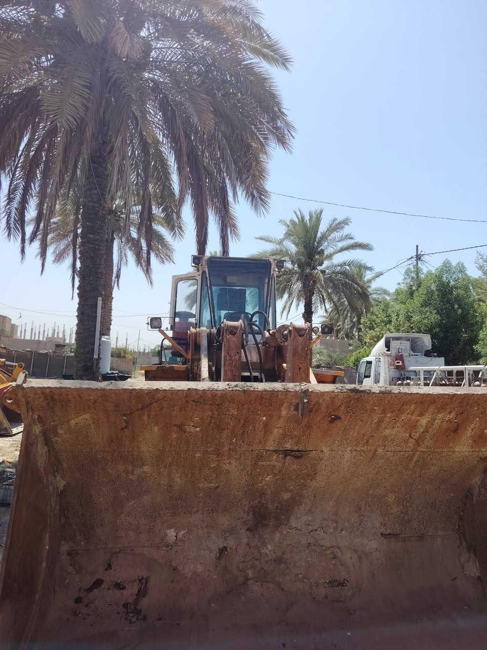 سلام عليكم للبيع شفل كاوسكي حجم 85 كير وبمات اكسنات شرط مامفتوحات مكينه جاهزه للعمل رقم ألماني بابل بسمنه سعره 105 وبيه مجال رقم الهاتف ***********
