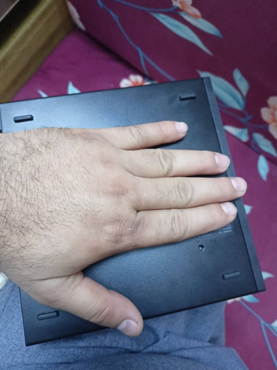 السلام عليكم 
مني كيس DELL كوراي 7i مستخدم قليل جدا نضافة 100% مواصفاتة هارد 500 ssd رام 16 DDR  بلوتوث واي فاي مخارج شاشة عدد 3 منفذ تب سي ومخارج USP C وهواية مواصفات وياهة كيبل شاشة وشاحنة فقط السعر 150 قفل مكاني الحسينية مال الراشدية  لايوجد توصيل ***********

نص مكتوب في الصور:
- بحث
- شوف المنتجات
- ديل
- جهاز كمبيوتر صغير Opti 7020 MFF بمعالج Core i7 14700T/ذاكرة وصول عشوائي 16 جيجابايت DDR5/...
- 3.6 | تقييمات العلامة التجارية
- DELL OPTIPLEX 700
- مشاهدة
- DELL OptiPlex 7000
- Micro - Unboxing &...
- %٩٣ 3:21 System اليوم ٣:٠٩ م ion about your computer poration. All rights reserved. Intel(R) Core(TM) i7-14700 2.11 GHz (2 process 16.0 GB (15.7 GB usable) 64-bit Operating System, x64-based processor No Pen or Touch Input is available for this Displa , and workgroup settings DESKTOP-1BT8ROH DESKTOP-1BT8ROH WORKGROUP net to activate Windows. Read the Microsoft Software L 811-95460-AAOEM المزيد حذف تحرير المفضلة مشاركة
- Input
- formation about the DirectX components and drivers installed on your sys
- ousing the problem, click the appropriate tab above. Otherwise, you can c
- .
- Current Date/Time: Tuesday, September 22, 2026, 3:14:28 PM
- Computer Name: DESKTOP-1BT8ROH
- Operating System: Windows 10 Pro 64-bit (10.0, Build 16299)
- Language: English (Regional Setting: English)
- System Manufacturer: Dell Inc.
- System Model: OptiPlex Micro Plus 7020
- BIOS: 1.23.1
- Processor: Intel(R) Core(TM) i7-14700 (28 CPUs), ~2.1GH
- Memory: 16384MB RAM
- Page file: 1927MB used, 17087MB available
- DirectX Version: DirectX 12
- | signatures
- DxDiag 10.00.16299.0015 64-bit Unicode Cop
- Next Page
- Save All I