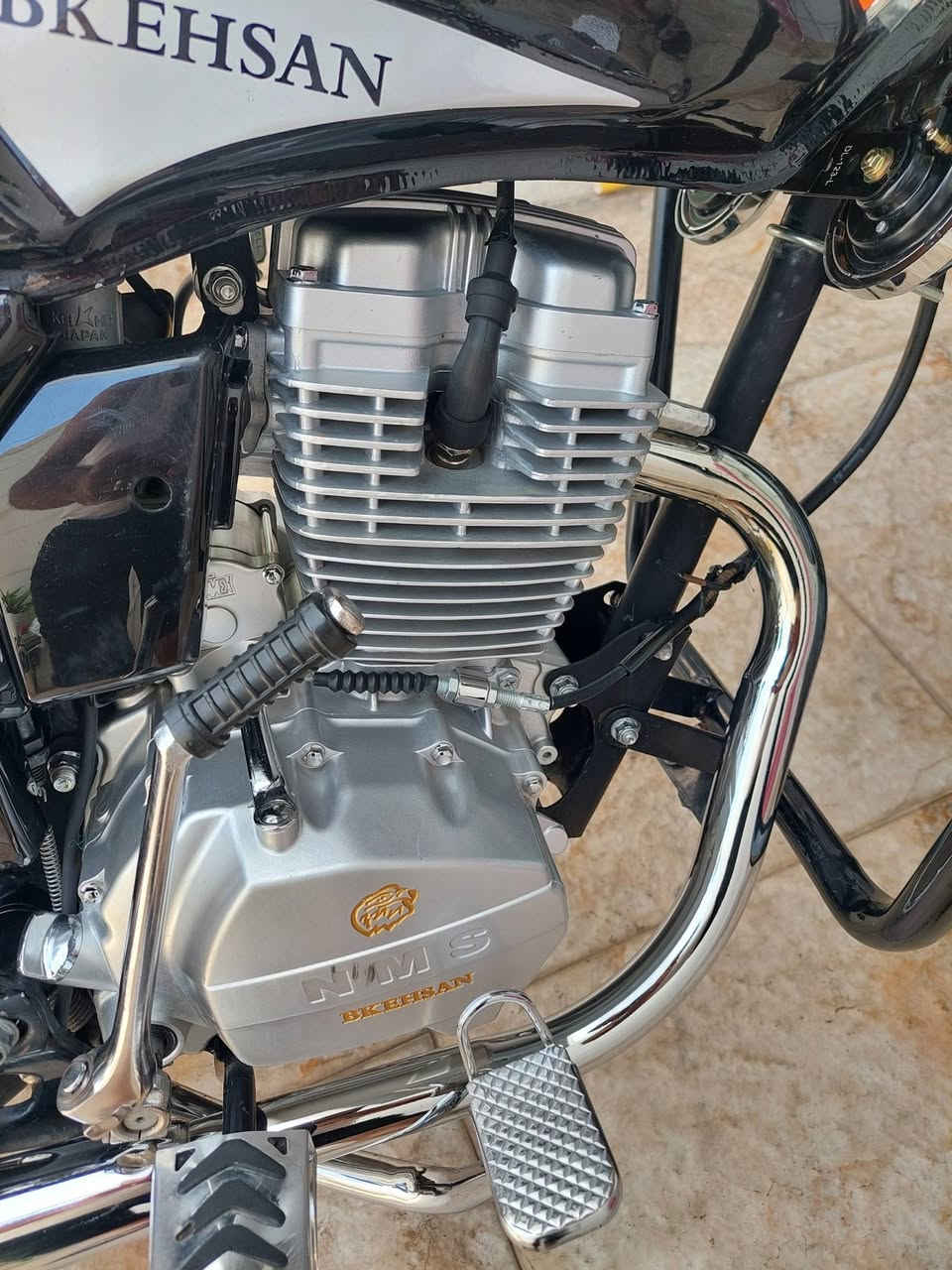 سەرەتابەناوی خوا
ماتۆری آحسان مکینە200هۆنزدا لۆک لۆک مالەکەخۆی دیارە مۆدیل 2025هەموگیانی بەشەرت سعری 800هەزارقوفڵی 
*********** ئەدمین❤هەڵبجەی شید

