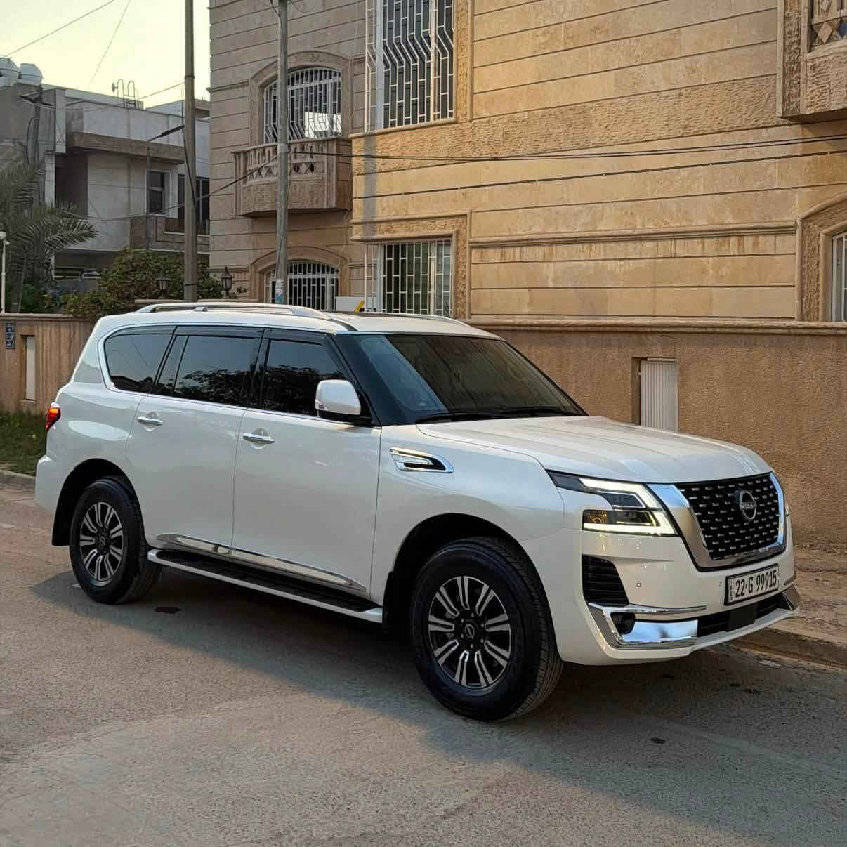 نيسان باترول موديل 2024 وكاله السور بعدها بضمان 

فئه تيتانيوم مكفوله للبيع فقط رقم اربيل بسمي 

ماشيه 29 الف كيلو كفاله عامه من كلشي 

فول 1/1 داخل لون قرميدي 
ثلاجة 
فتحة 
حساسات 360 درجة
مغلفه ppf اصلي وياها باج تضليل 80‎%‎ من مرور 
مكانها بغداد زيونه 

السعر 50.500 الف دولار ومجالها بسيط 

***********
