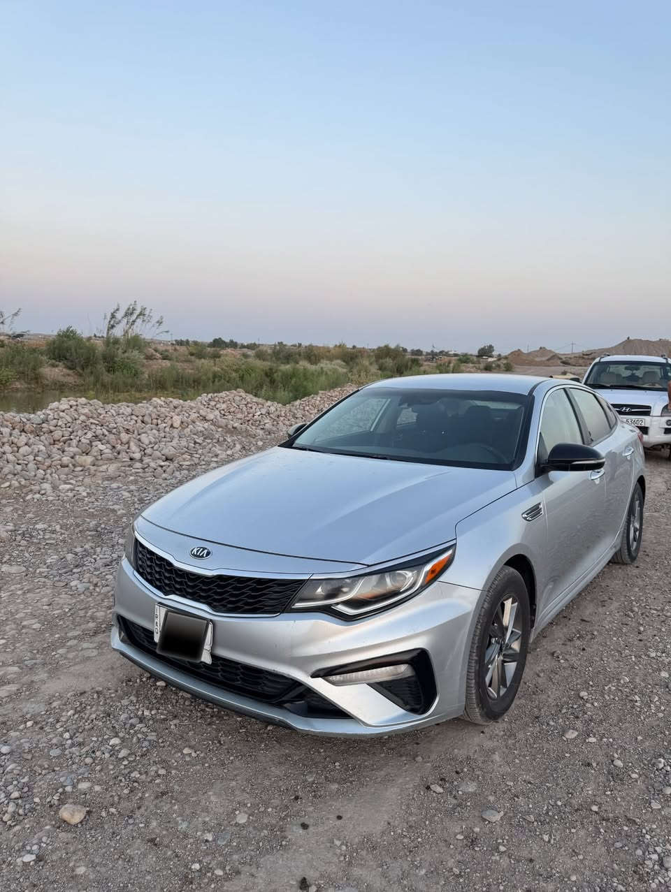 السلام عليكم للبيع

‏KIA OPTIMA 2019

المواصفات fe

‏2400GDI

وارد امريكي حادث (  مثل ماموضح بالصور باب ومبدل بلادي نفس اللون مطابق وصبغ حافة الباب جداً قليل بدون ايرباك 
مواصفات الfe معروفة )

كير محرك (مكفول)

حدادية(بحالة جيدة جداً)

📍اشاره بلمري

📍رادار امامي

📍نقطه عمياء

📍شاشه عطلات

📍حساسات خلفيه 

📍شاشه كبيره

📍كاميرا دواره

📍تحكم ستيرن 

📍مانع انزلاق

📍تحديد مسار

📍مثبت سرعه

📍3 انظمه قياده عادي سبورت ايكو

📍كير اوتو وعادي
‎📍تنبيه قبل الاصطدام

📍المسافه المقطوعه120 الف ميل للعلم السيارة ماشية بانريكا 75 الف مايل 

📍رقم ديالى مشروع وطني  باسمي تحويل مباشر 

السياره جديدة واستخدام شخصي 
بانزين فقط محسن وسوبر

***********

