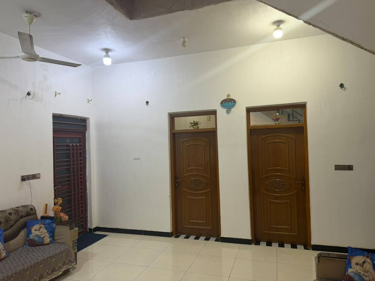 خنيطله حي المهندسين • ٢٠٠م • ركن على شارعين