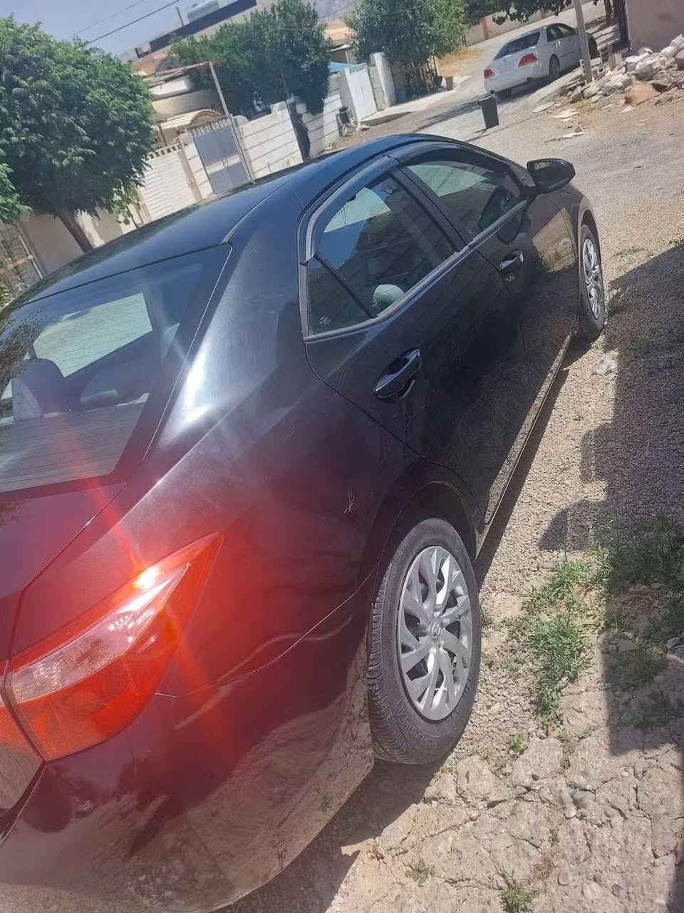 كورلا للبيع موديل 2018 وارد امريكي حادثه جاملغ وباب سايق بدون دواخل سياره ماشيه 200 سعر 120 مكينه مجفته جديد ***********

