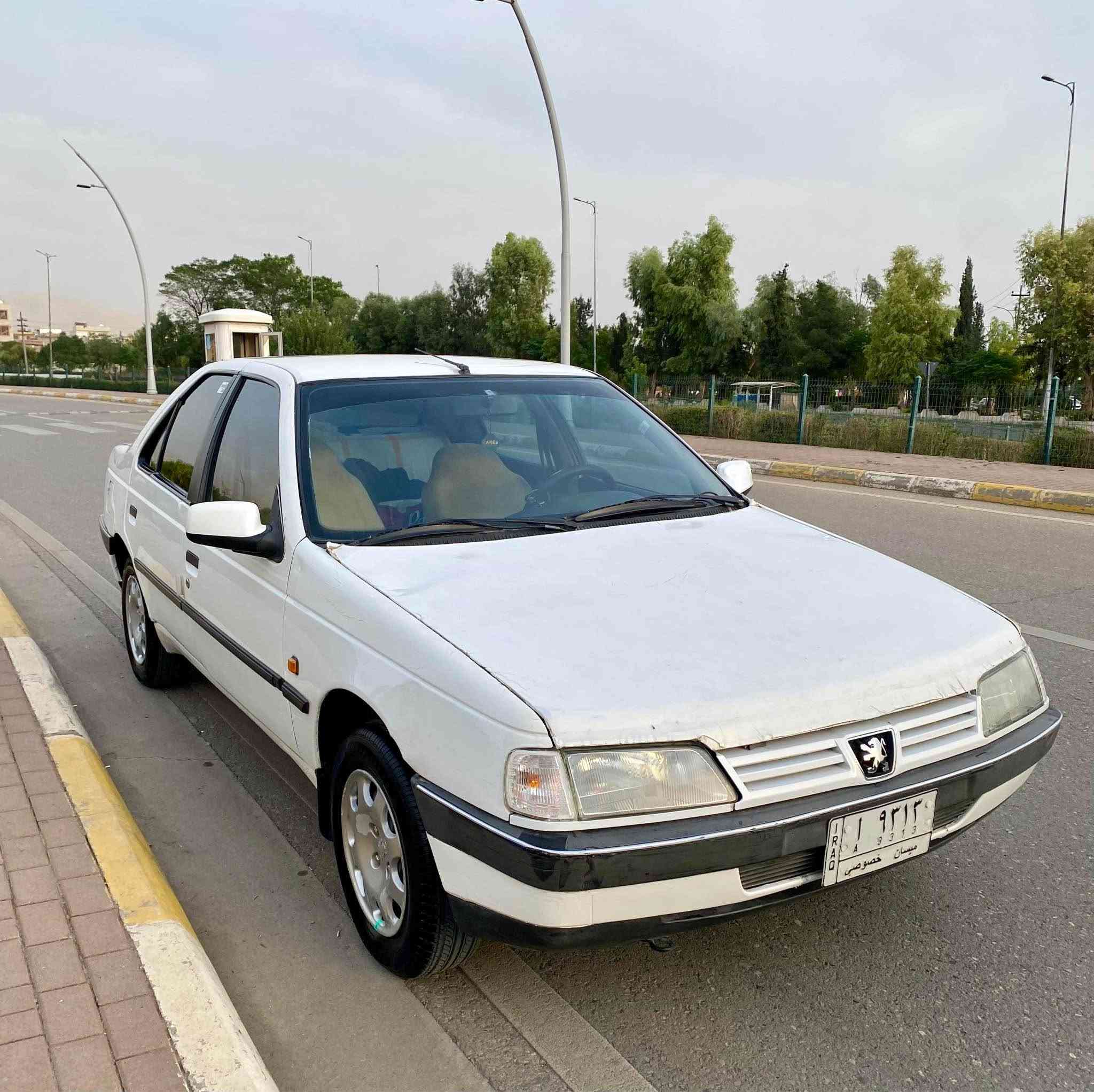 بيجو ٤٠٥ • موديل ٢٠١٢ • رقم جنوب