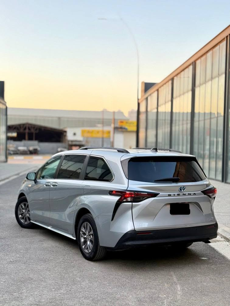 TOYOTA SIENNA XLE HYBRID ٢٠٢٣
-المحرك : 2500 cc هايبرد
-عداد المسافة ٣٣ الف ميل
-االون سلڤر
-تحديد مسار
-رادارات 360 درجة
-صقف ديفيدي
-كامرة خلفية
-تبريد 3 قطع مع تحكم خلفي مناخين
-3 انظمة قيادة
-سايد بريك بصمة
-حساسات خلفية
-فتحة سقف
-تشغيل بصمة
- 5 بصمات
-حساسات امامية
-كشنات جلد
-كشنات كهربائية
-حساس امطار
-حساس لايت (عالي ناصي)
-شاشة لمس كبيرة
-تدفئة كشنات
-انارة LED خلفي وامامي
-لايت عالي ناصي زينون
-خاصية طي المقاعد الخلفية لزيادة مساحة التحميل
-مقعد اضافي متحرك (يعني تصير 8 راكب)
-ابواب كهربائية شفط
-جنطة شفط كهربائية
-فتح وغلق الابواب بخاصية (الركلة)
-فتح وغلق الصندوف بخاصية (الركلة)
-نظام صوتي مميز مزود ب دمامات في الصندوق
-نظام التوقف الذاتي او مايعرف(مانع تصادم)
-وبقية مواصفات XLE المعروفة
-مكان السيارة سلیمانی  
السعر ٣٢٢ بي مجال جدا قليل
للاستفسار الاتصال
رقم سلیمانی وبأسمي تحويل مباشر
سیارة بدون صبوغ بيها قوتعتين تبديل بيلادي
☎️(***********)اسیا
☎️(***********)کورک السليمانية, العراق
