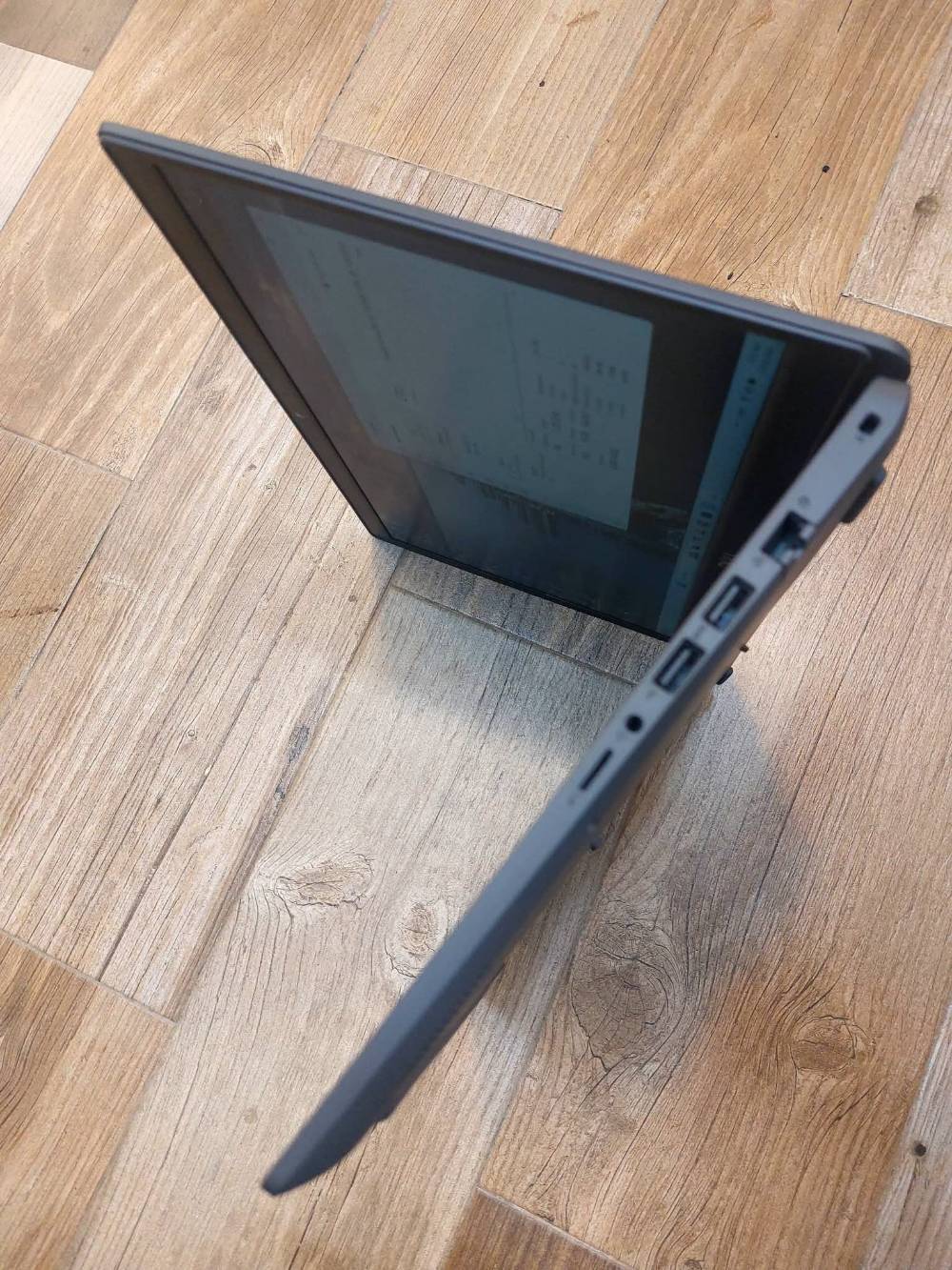 ديل Latitude 3510 • جيل عاشر • 15.6 FHD