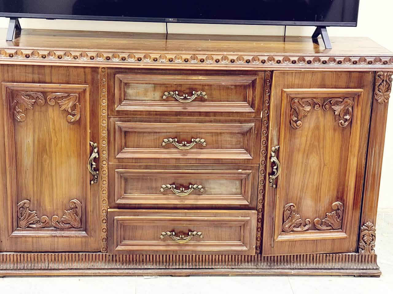 مكلف بالنشر
السلام عليكم عندي هذا الغرفه تفصال عراقي ب6ملايين ونص تكمه تجنن الضرر موضح بالصور بعد وياها ميز مرايه

اريدها ب3ملايين العنوان بغداد حي الامانة للاتصال ***********
