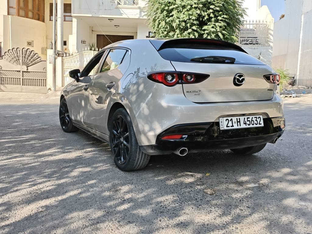 مازدا 3 موديل 2022 AWD
دووپارچه بوياخ
مواسفات سليكت
40000كم روشتوه 
سنه وى تا 2030 تازه يه
ژماره ته له فوون *********** السليمانية, العراق
