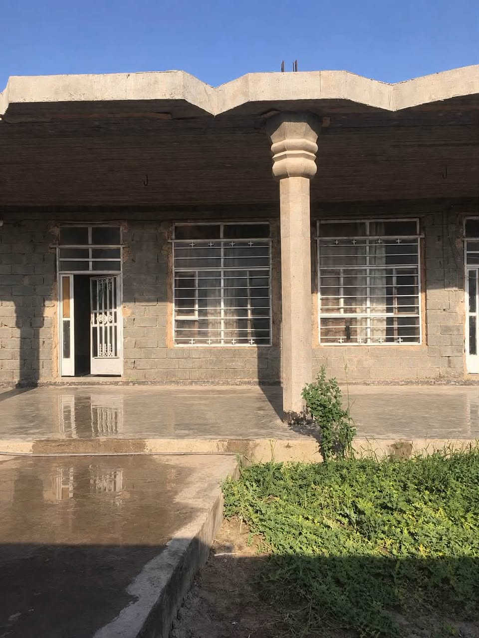 بيت معه مساحه ١٤٠٠ متر على سريع كيش سريع بغداد مجاور ناحية النيل
البيت مكون  علما مساحه البناء ٢٠٠ م . من غرفتين وصاله  ومطبخ واستقبال وحمامات داخليه وخارجيه البيع مستعجل عليه 

السعر ٣٨ 

للتواصل ***********
