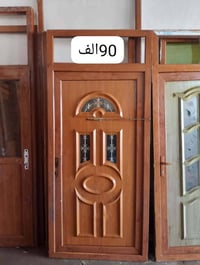 ابواب وشبابيك • بلاستيك ابيض • مقاسات مختلفة