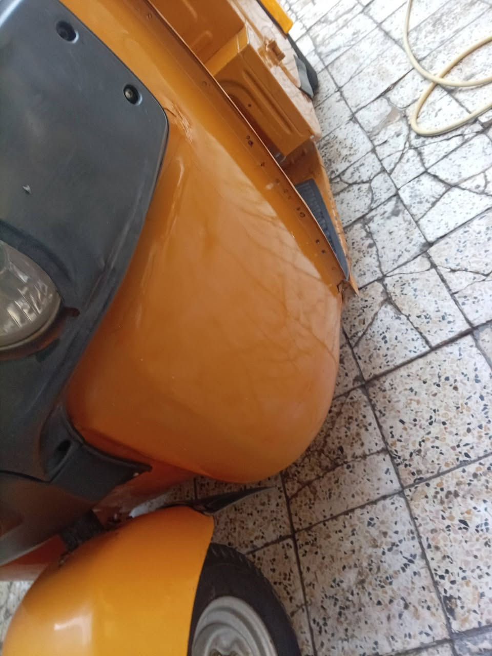سلام عليكم تكتك البيع مديل واحد وعشرين مكينه مكفوله رقم وسنويه عنواني بغداد ***********
