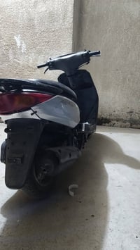 دراجه بريز مكينه جديد نكره تشتغل كابريتر اصلي دراجه خير من الله بيه نو...