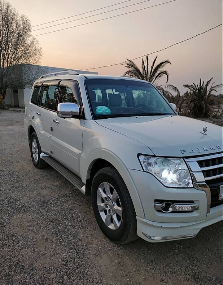 🚨 باجيرو 2020 خليجي للبيع 🚨
✨ مواصفات مميزة:
🔸 مكفولة كفالة عامة
🔸 مكينة 3500 CC
🔸 ماشية 80 ألف كم
🔸 كشنات جلد
🔸 بصمة وتشغيل عن بُعد
🔸 كاميرات 360°
🔸 حساسات
🔸 شاشة داخلية
🔸 تحكم ستيرن 3 جهات
💵 السعر: 205 ورقة
📍 الديوانية
📲 للاستفسار والتفاصيل:
***********
