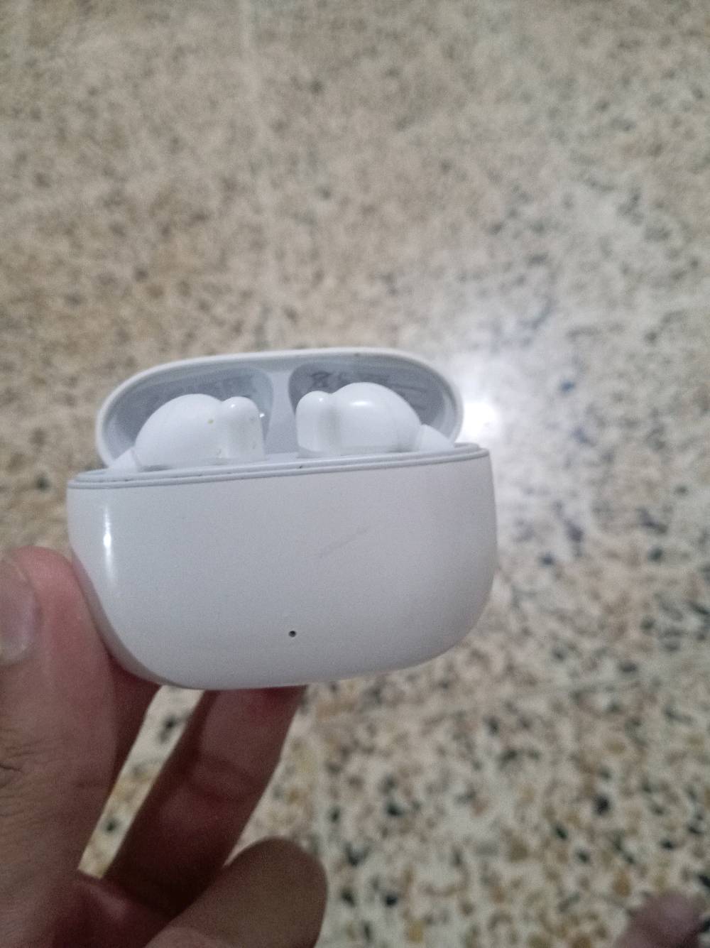 سماعه honor choice earbuds x7 lite
ستاند HONOR يدور 360 درجه
ضمان سنه بل سماعه
ثنيهم ب 25 الف
رقمي ***********