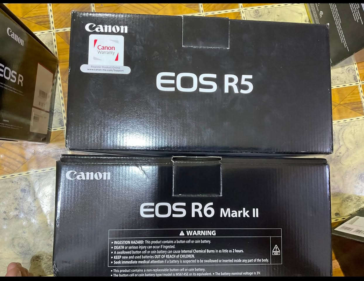 كانون وحش التصوير الرياضي مستخدم نظيف جدا
كانون 1DX بدي سعره مليون و 800 الف 
كانون 1DXll بدي سعره مليونين و 750 الف 
عدسه 70-200 الاصدار 3 سعره مليون و 500 الف
عدسه 70-200 الاصدار 2 سعره مليون و 250. الف
مكاني بابل
***********
