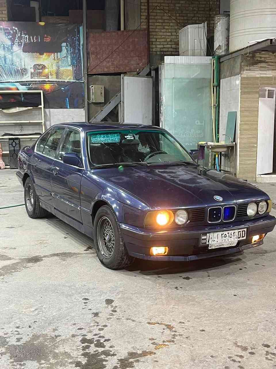 اسلام عليكم. للبيع او مراوس.  حسب القناعه.
BMW. 525. موديل 1991   

رقم كركوك. الماني. تحويل ثاني يوم.   

محرك كفاله. مشدود جديد  

كير كفاله. 

تبريد ثلج. 

صدر امامي وخلفي جديد. 

 داخله كلش نضيف. 

تايرات.  تخم مال باله. 

جاهزه فضل من الله. شغله وطلع وين ميعجبك. 

بدون حادث. بدون صبغ.    ع بلاد.  بيها جراد.  

 مكان السياره بغداد حي. الجهاد.  

السعر 53 وبيها مجال.  

***********

.
