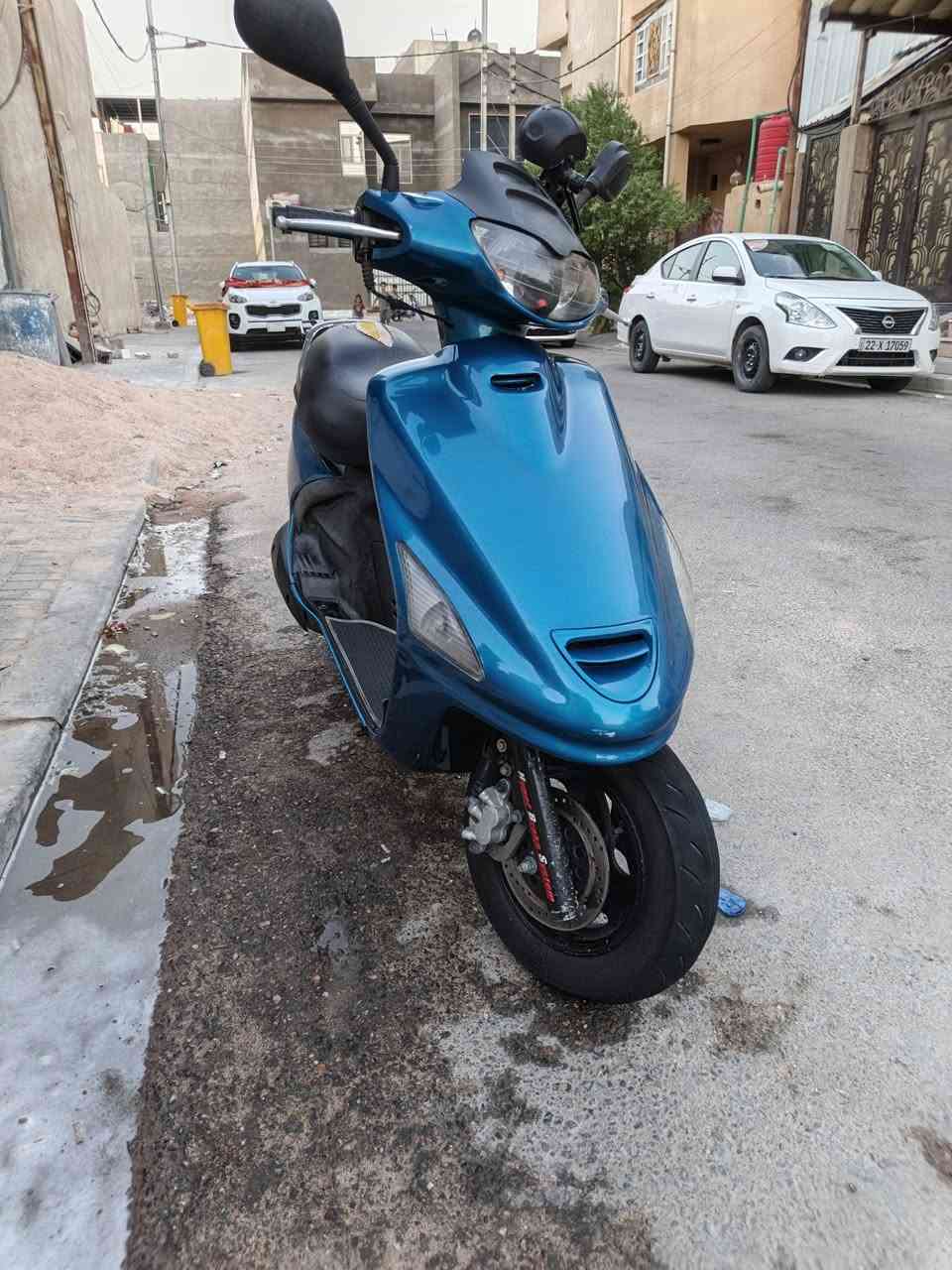 السلام عليكم دراجه فراشه مكينه ما مفتوحه دراجه كامله من كهربائيات من طول للطول سلف شغال نكره سلف لايت زنون عالي ناصي كامله دراجه من كلشي  العنوان البصره حي المهندسين الاستفسار ***********
