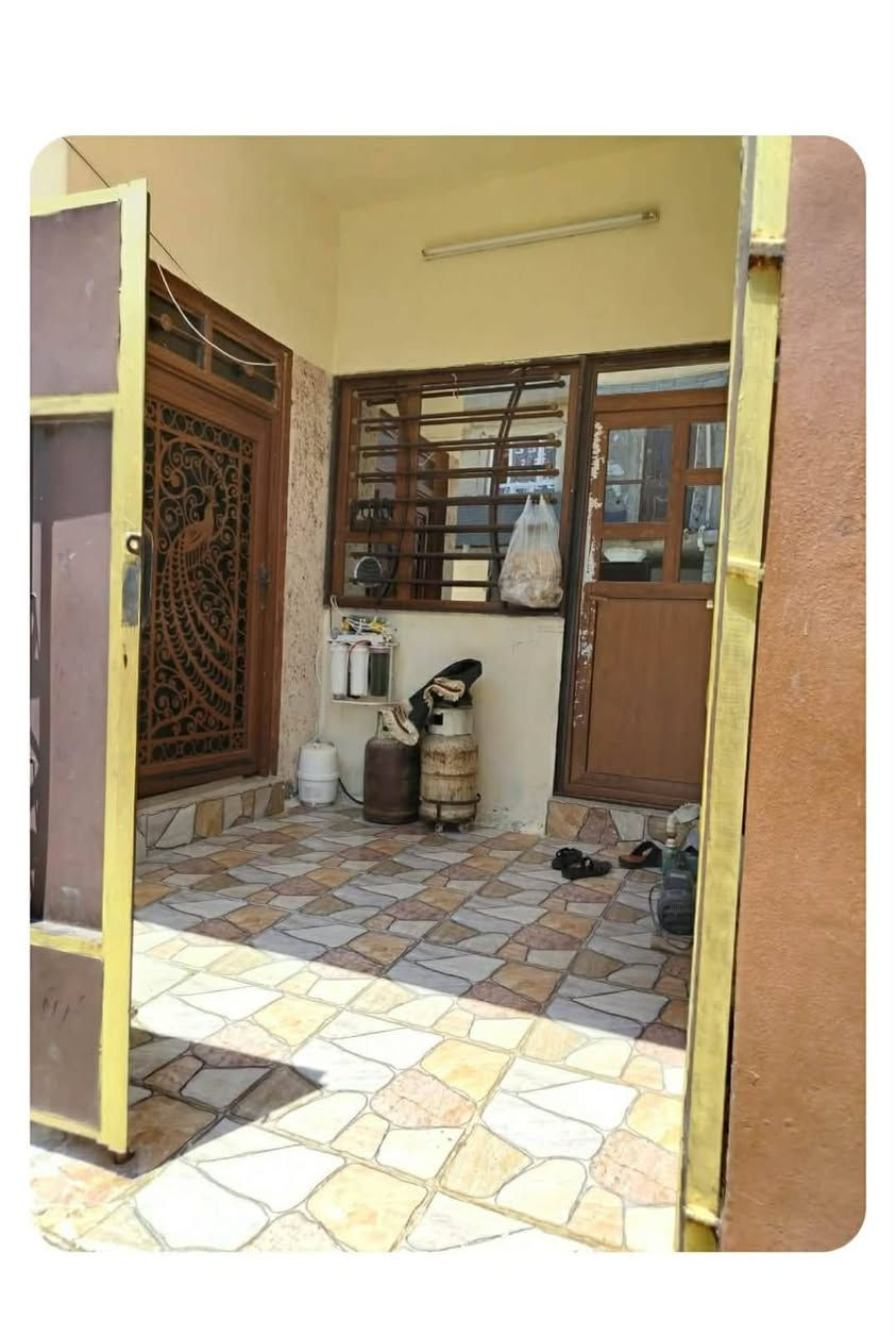 🏡 للبيع – منزل سكني في القادسية الثانية
📍 الموقع: القادسية الثانية📐 المساحة: 100 متر مربع

✅ منزل كامل التشطيب✅ أرضيات سيراميك✅ كهرباء جاهزة✅ سقف ثانوي

مكونات العقار:🔹 غرفة استقبال🔹 صالة (هول)🔹 غرفة نوم واحدة🔹 مطبخ🔹 حمّام🔹 بيتونة🔹 درج داخلي

📞 للاستفسار: ***********

يرجى التواصل للجادين فقط ومشاركة الإعلان عند الإمكان

