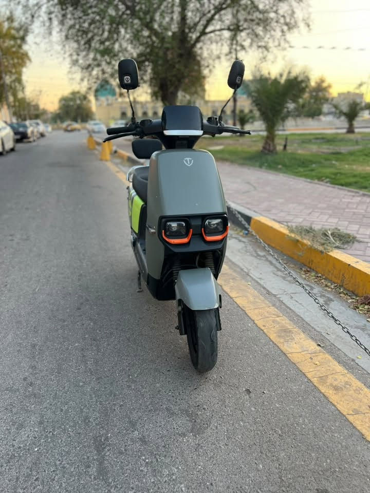 ً
ًسلام عليكم شباب دراجه شحن ريان ام عيون للبيع دراجه جاهزه وكامله باتريات فول ع فحص تجي تفحص وتاخذ بيها نقوصات بسيطه كلش استخدام شهر وشويه وصل المعرض موجود مالتها ابسمي  كامله مكمله ومواصفاتها معروفه و
 
الموديل 2026 
البطاريات 6دبل 
السرع .1.2.3
السرعه 55 حقيقي 
اطارات جوبلس
جهاز انذار السرقه 
تشغيل عن بعد 
قفل سترين 
قفل بصمه 
لايتات زنوزن عاليه جدا 
نضام بارك p
اشاير اماميه وخلفيه 
طستها ناعمه حيل 

السعر 650 بيها مجال بسيط. 

النضافهً موضحه بل صور 

اي استفسار اتصال 

***********
مكاني بغداد
