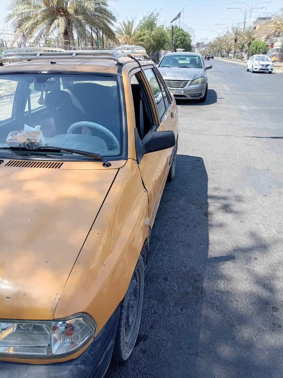 السلام عليكم ورحمة الله وبركاته سايبا للبيع موديل ١٣ بغداد محرك كير خير من الله لا صرف ولا تبخير صدرها وسط تخم تاير كهربايات كلها شغاله تبريد عاطل عليها ١٠٠ غرماه شرعي يطلب ٧٥ الف على التحويل هيئه ل ٢٧ شاصي اليمن طاك عارضها ٢٠ ورقه عنواني بغداد الشعله رقمي *********** ابو احمد اسف على الطاله
