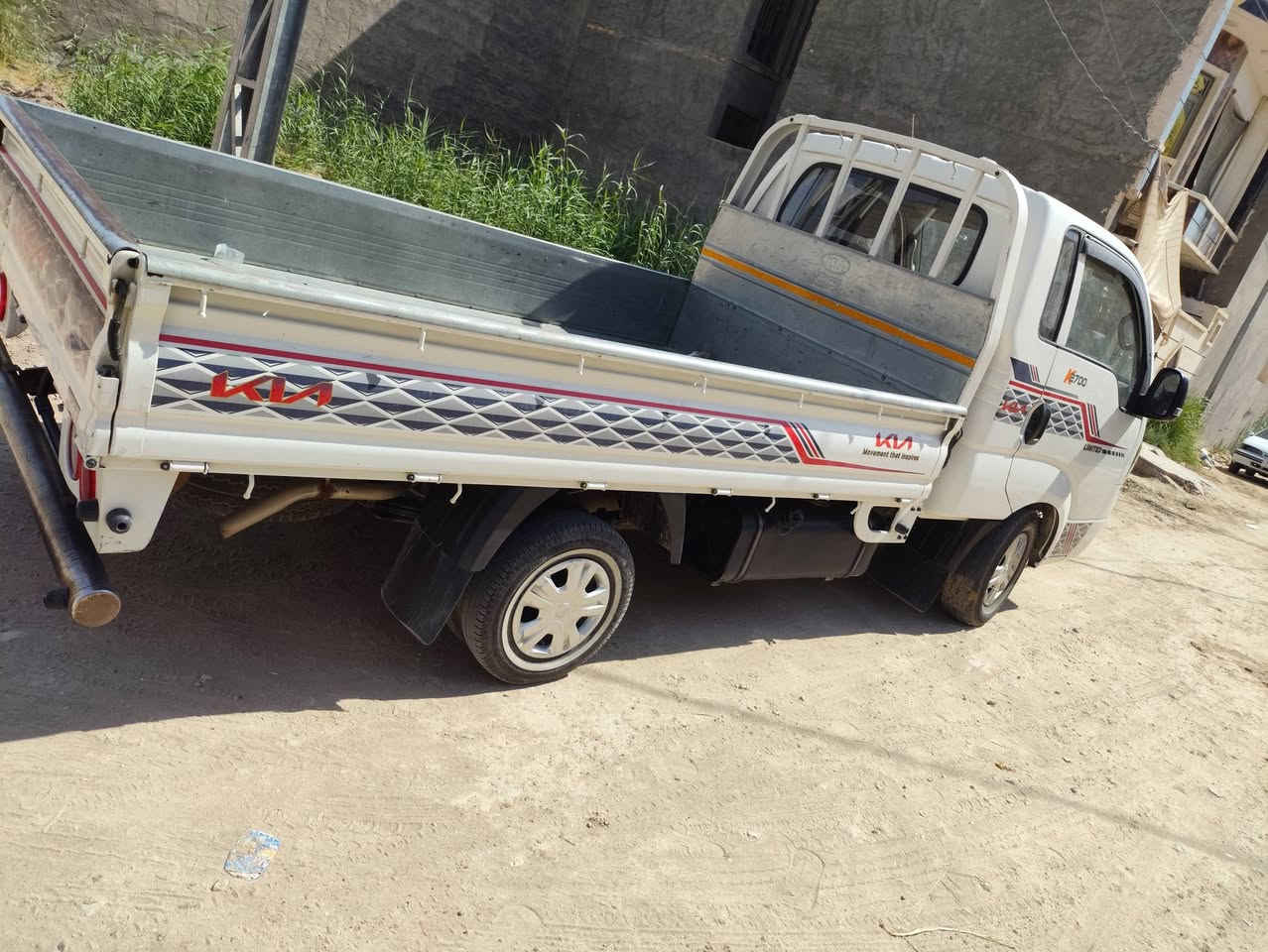يالله//كيا 22للبيع رقم بغداد كفاله عامه العنوان الفلوجه سعر 135بيهه مجال بصيط ***********
