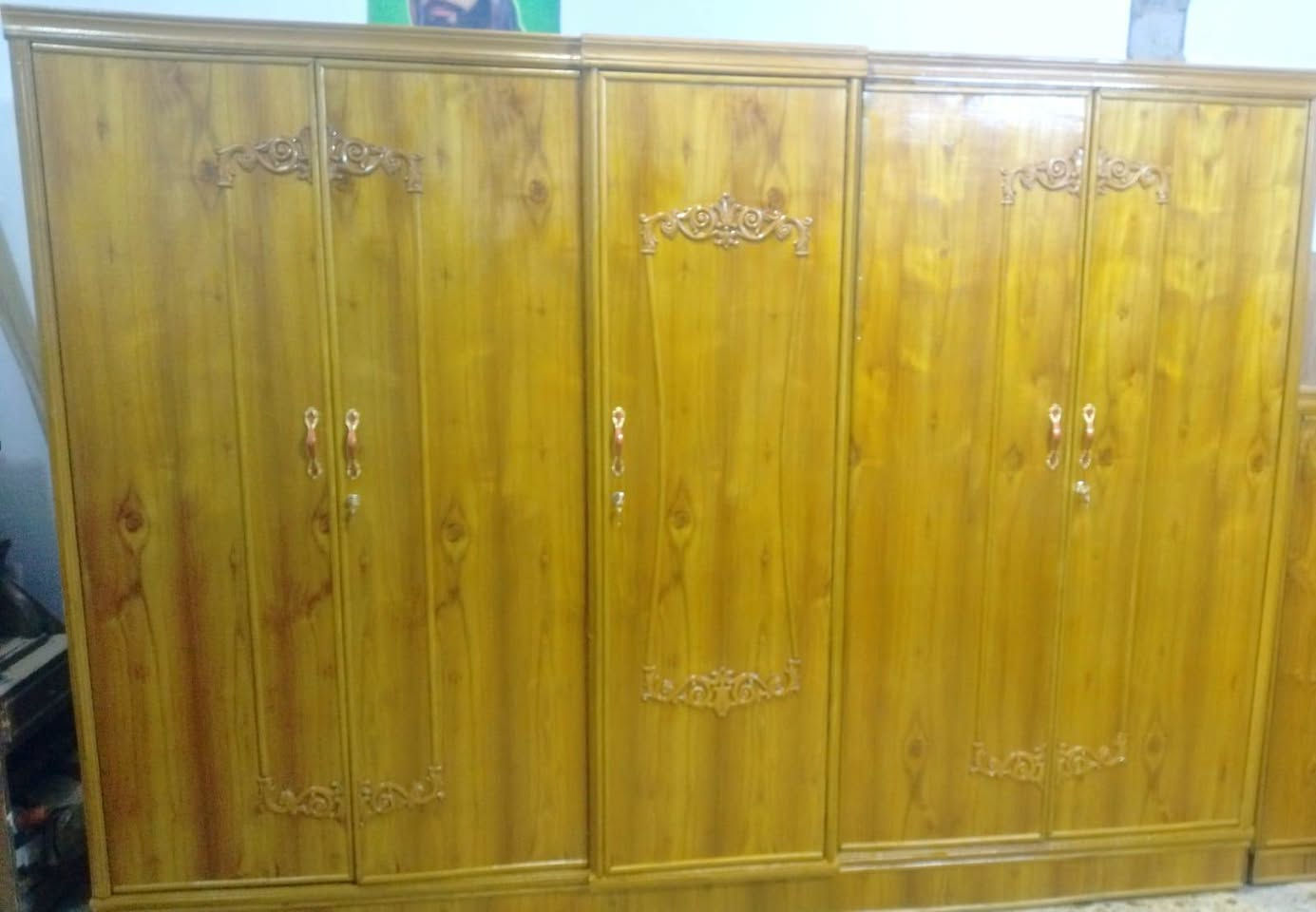 كنتور • مستعمل • ٥ أبواب