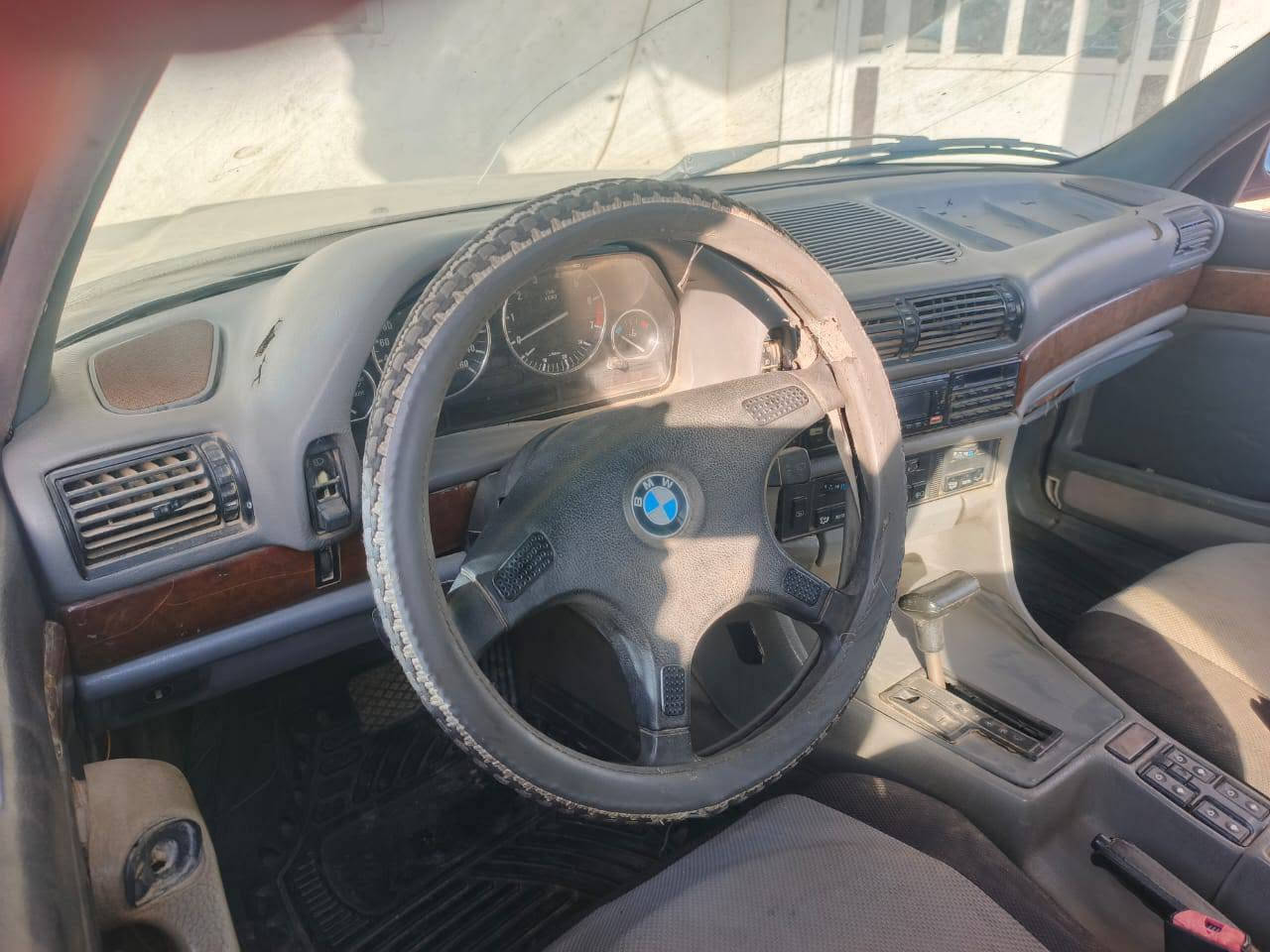 للبيع بيم رقم بغداد بسمي موديل 92 بيع مستعجل اتصل وتدلل ***********
