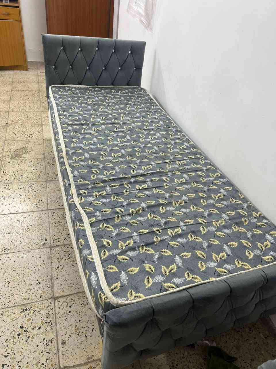 صوفا • نضيفه • مستخدم شهرين