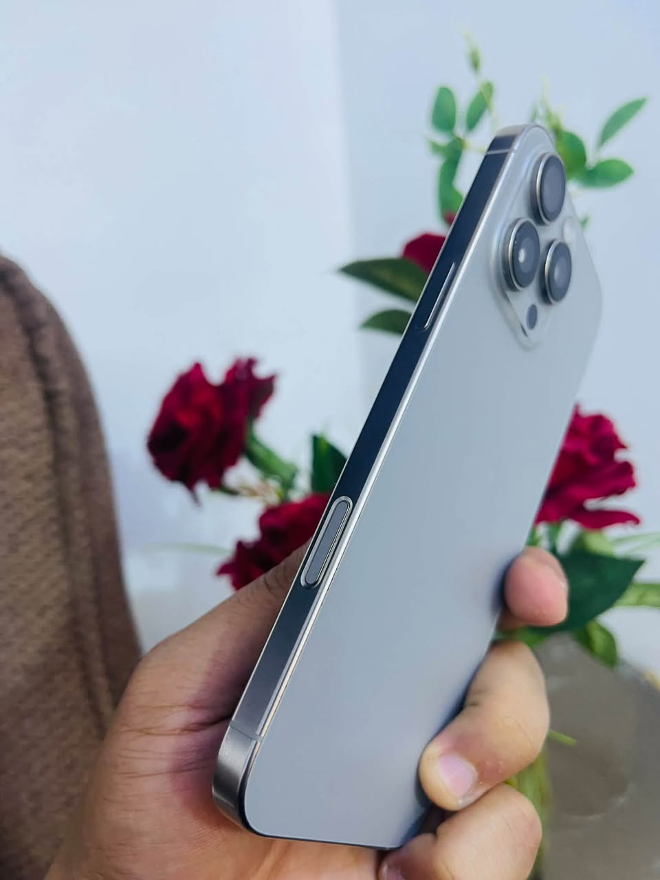ايفون ١٦ برو ماكس • ٢٥٦ • بطارية ٩٠٪