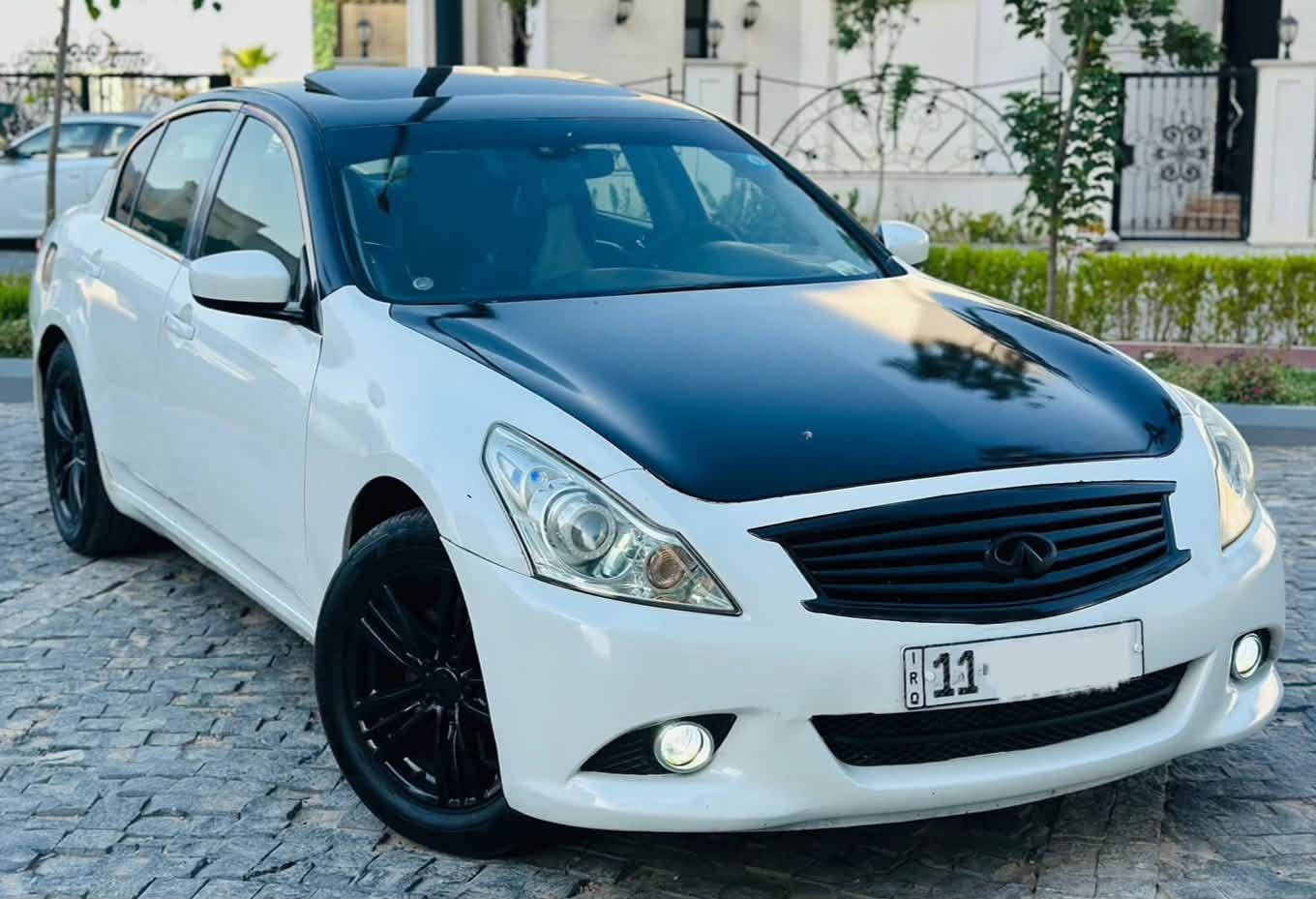 السلام عليكم
للبيع او مراوس 
نيسان انفنتي 2013 G37
محرك 3700 💪
كير اوتو 
المواصفات
بصمه 
سلايد فتحه سقف
شاشه وسائط
تحكمات سترين
شفتات ستيرن
كشنات جلد
كشنات كهرباء
سستم صوت سماعات
ويل كب 18 
لايتات زينون 
بك لايت LED
اخوان سياره جاهزه للاخير 
اخوان سياره طابه كلين لاكن هنا بلعراق صاير بيه صبغ خشم جاملغ + هلال جاملغ خلفي
بدون اي دواخل 
(لغد شاصي ايرباك كفاله )
السعر 109  ورقه  مجال ماكو هيج سعر بهيج نضافه بلعافيه على الياخذه 
مكان السياره بغداد بسمايه 
للاستفسار
***********
