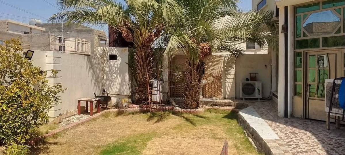 🕋بسم الله الرحمٰن الرحيم 🕋

👋السلام عليكم ورحمة الله وبركاته👋

🌄الانبار قضاء الفلوجه 

🏡 بيـــت 

#للبيع  الضباط الرابـــعة شارع 60 فرعي 

سنة بناء الطابق الاول 2016 

الطابق الثاني حديث 

شارع 15 

 

🔵 المســــاحة  300م 

🚧 بناء طابوق 

🏠طابقين 

🔵استقبال

🔵مطبخ حار وبارد 

 🔵غرف عدد 4 

🔵صالة

🔵صحيات عدد 4

💲#السعر المعلن220  قابل للتفاوض 

للأستفسار اكثر الاتصال على الارقام التاليه

***********
***********
                      ***********——————————اوزيارة مكتبنا 

#خليج_العربب_للعقار في الفلوجه شارع ابوالنسور #عقارات #عقارات_الفلوجه #بيع_وشراء_العقارات #عقارات_الانبار #عقارات_بغداد
