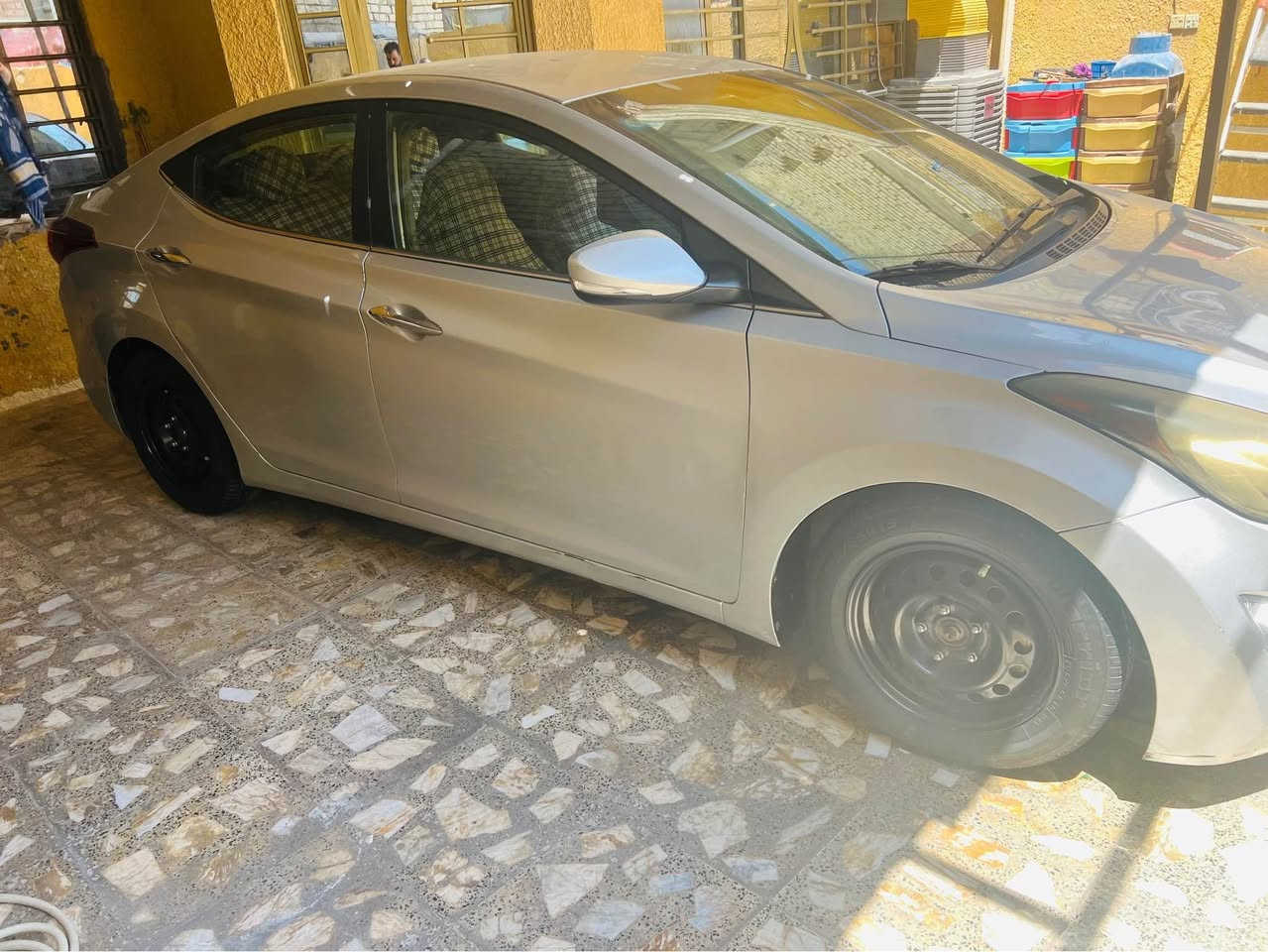 سلام عليكم 
الانتره 2015 امريكي 
مكينه 2000 دوش 
حادثها دعاميه فقط وبل عراق باب صبغ وجاملغ خلفي كلير فقط   موصفات إشاره بل مري تدفئه بل كشنات كرسي السايق كهرباء شاشه تحكمات منظومه زنونه 
كير مكينه تبريد خير من الله
رقمي بغداد بسمي  
السعر108  
وبيها مجال قليل
مكاني بغداد 

‭***********‬
ابو علي بغداد, العراق
