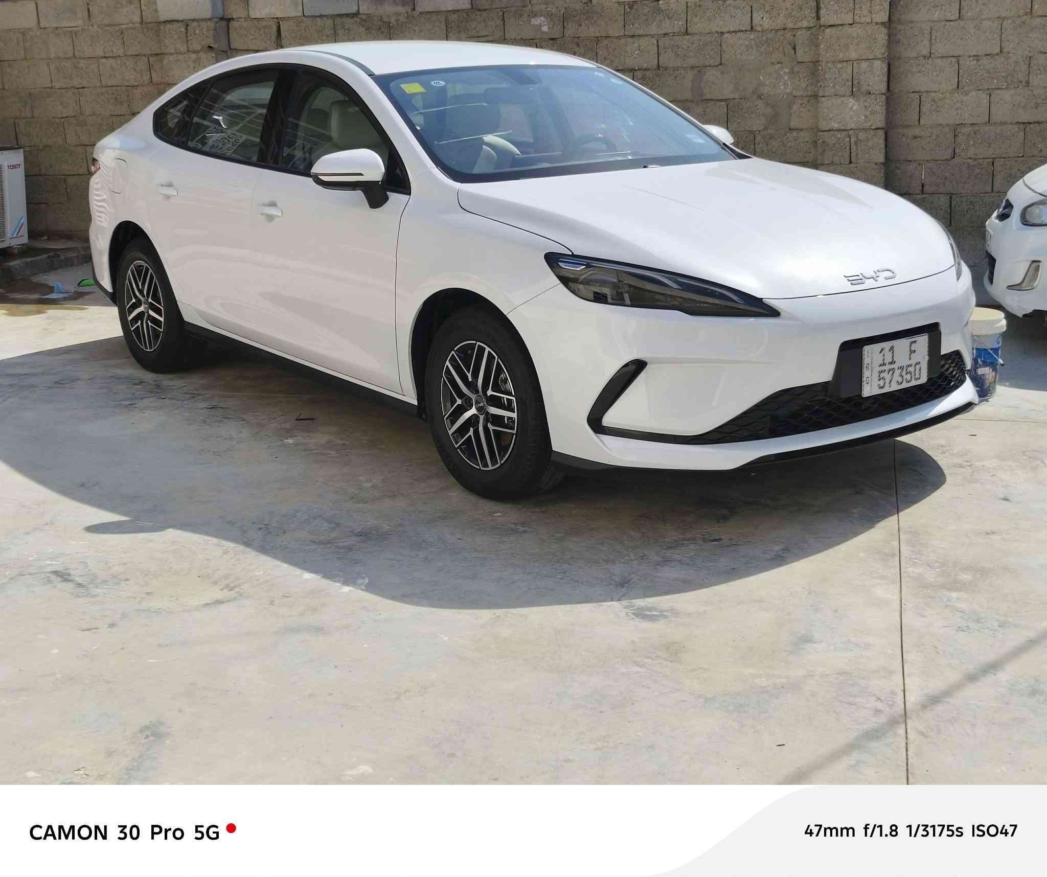 BYD SEAL 5 
2025  كفاله عامة 
ويل كب كروم 
ماشية 7500 فقط 
سنوية لغاية 2031  ب اسمي 
غراضهه كاملة 
شاشة مبرمجة 
ثلاث أنظمة قيادة 
نظام تشغيل عن بعد 
حساسات خلفية وامامية 
مكان السيارة بغداد جسر ديالى 
***********
 معروضه بـ21.750

نص مكتوب في الصور:
- CAMON 30 Pro 5G 47mm f/1.8 1/2141s ISO47
- CAMON 30 Pro 5G 23mm f/1.8 1/254s ISO50
- CAMON 30 Pro 5G 47mm f/1.8 1/3175s ISO47
- CAMON 30 Pro 5G
- 23mm f/1.8 1/3401s ISO56