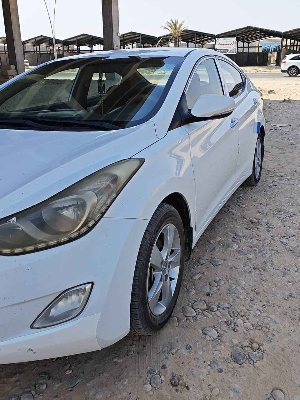 السلام وعليكم 

النترا 2014خليجي 
محرك1800المرغوب 
مكينه وكير بلادي شرط الفحص 
سياره بيه  جاملغ امامي يمين 
وبيها تكشير شبر بالبنيد وبالصندوك هم شبر 
شاصي لغود يرباك  مكفولات شرط الفحص
سياره خير من الله 
رقم سليمانيه شرط التحويل
سيارها مابيها نواقص 
سعرها 115وبيها مجال حك الجيه 
مكان سياره تكريت 
اعتذر عن القسط ولوعده 
بيع او مراوس حسب القناعه
الاستفسار *********** تكريت, صلاح الدين
