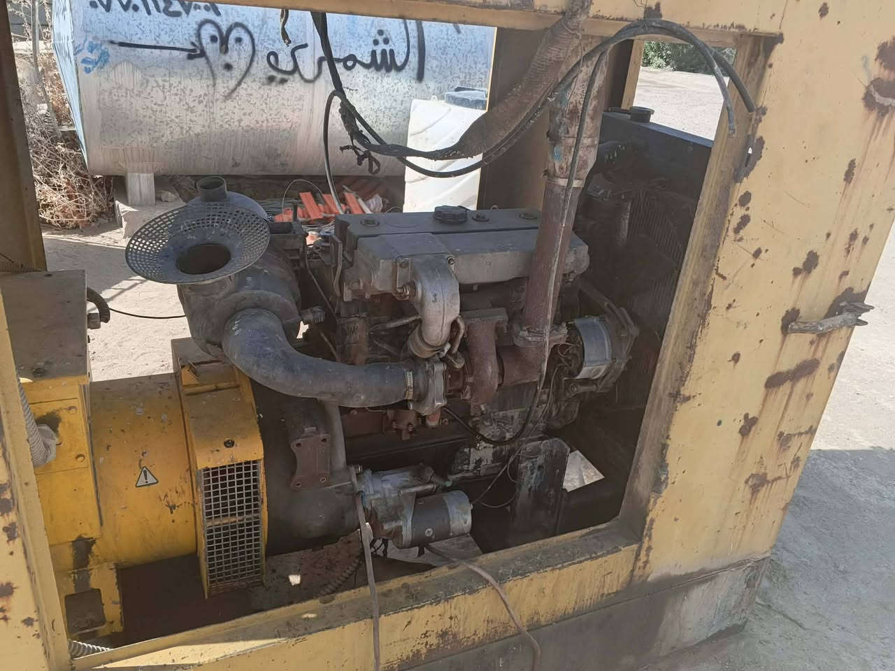 البيع محرك بيركس 4بستم علية مولدة 75كيفي ستانفور انكليزي ***********
