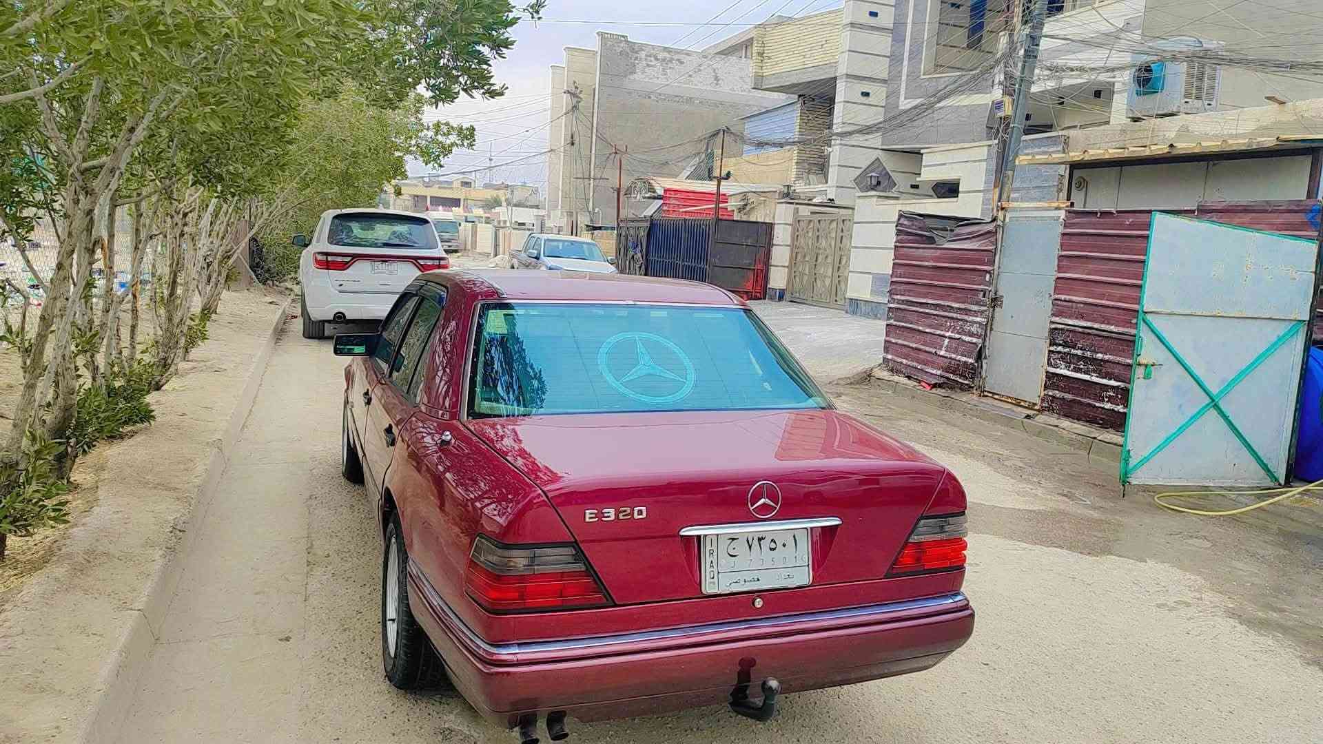 سلام عليكم
دب موديل 90 
مصبوغة عام داخل جلد رصاصي 
سلايت كهرباء كشنات كهرباء 
ويل كب تفاحة تخم تاير جديد 
تدفئة تبريد شغال 
صاج ملكي 
السعر 80 وبيها مجال بسيط 
مكانها بغداد الامين الثانية 
للاستفسار 

*********** فقط واتساب 
مكلف بلنشر تواصل وية الرقم
