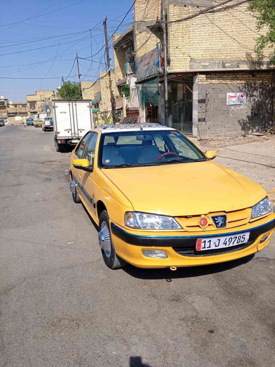 السلام عليكم للبيع موديل 16 سياره جاهزه مصفره هيئه وغرامات شرط التحويل بيها تبديل بنيد وطخه وتعمير جاملغ   السياره بيها تلحيضات بسيطه السعر 37 مجالها بسيط مكاني بغداد ***********

