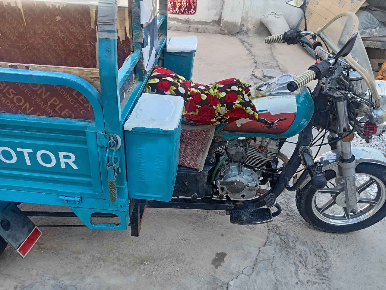سلام عليكم ستوته جمره موديل 23 لبيع مكان واسط الزبيديه السعر ١٨٥٠ وبيه مجال ***********
