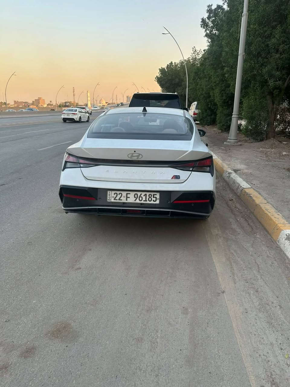 السلام عليكم النتر تجميع الصين موديل2024
بيه ملحضات 
ماشيه 98الف
فول مواصفات 
1/1 
رقم اربيل 
السعر 120 وبيه مجال 
مكان السياره المحموديه 
***********
