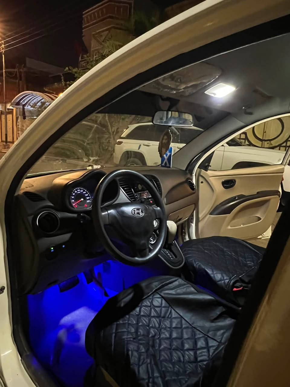 سياره هونداي 10، موديل
2013 محركها 1200 عدادها
162 الف كيلو بيها ضربه
بالبنيد مكفوله من الصبغ
تبريد والكترونيات شغال عدا الايتات  وبيها
• طخات بسيطه بالبدي
السنويه منتهية 
رقمها قادسية التحويل داخل البصره يتم

للأستفسار المراسله ع الرقم
***********
سعرها 60 ورقه وبيها مجال
