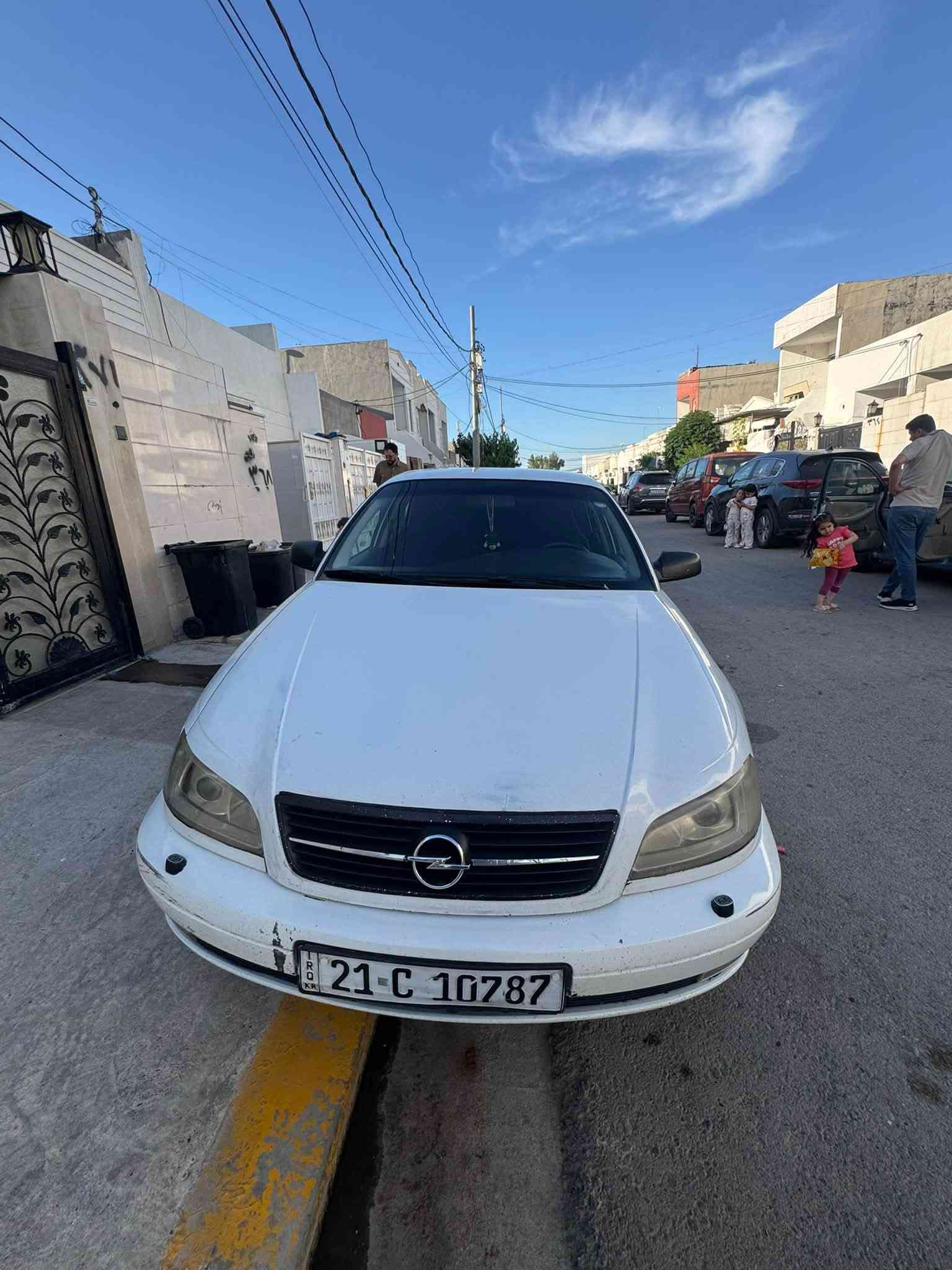 السلام علیکم
سیارة للبیع اوبل بزون 2002 
الکیر عادي 
محرک 2200
داخلي جدید 
کلاج عینة جدید  
افلانجة جدید
اطارات جدید 
 تتفیة تبرید شغال    
سیارة بدون دعم الکیر محرک کلە شرط 
سیارة بدون نقص کهربایات کلە شغالة 
رقم و سنویة جدید 
تحویل وکالة الثاني یوم 
مکان سیارة اربیل 
السعر47 مجال 
***********
 واتس اب فقط
***********
