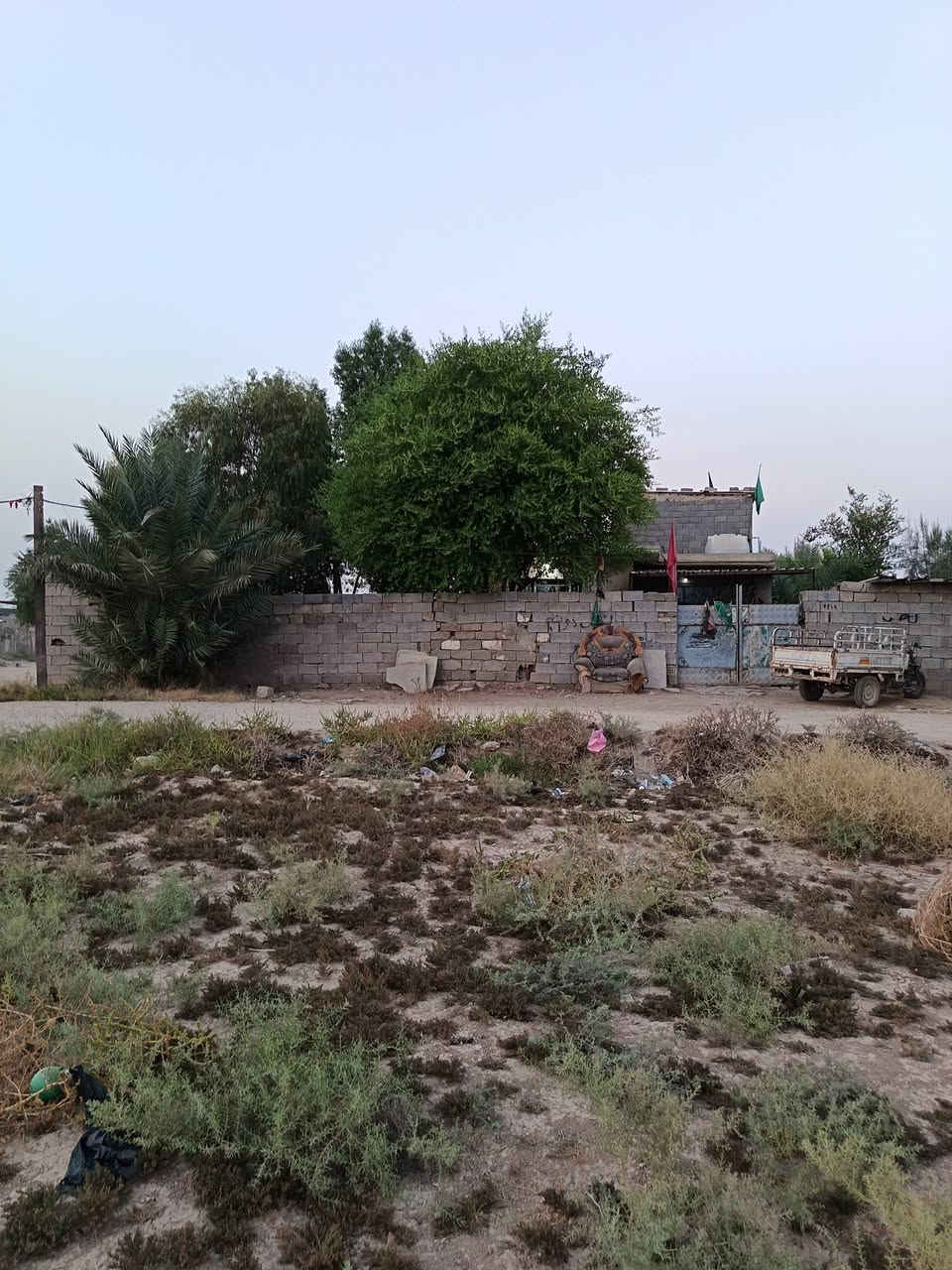 السلام عليكم بيت مع دونم للبيع.
المكان  ناحية الوحدة الخالصة بكاع المصرين خلف الحقول.
رقم التليفون ***********
