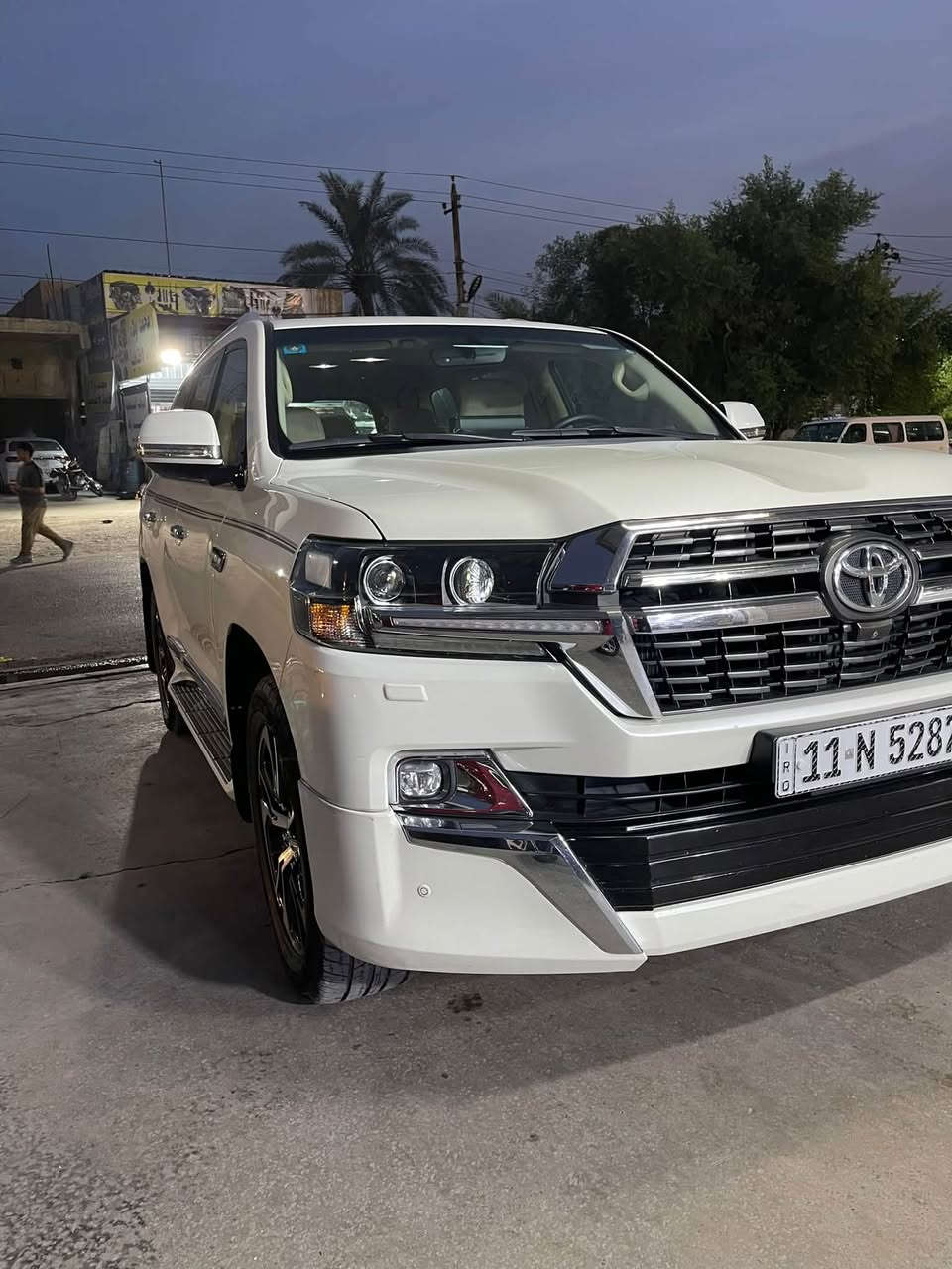 لاندكروز • ٢٠٢١ • باب اول