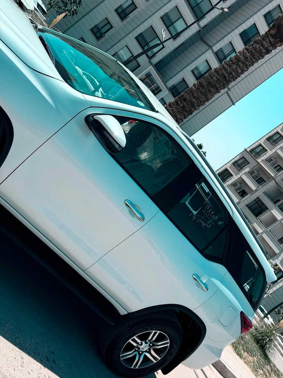 تۆیۆتا فۆڕچنەر 2024 EXR خلیجی یەک دەستە 
تەنها و تەنها 9 هەزار کم ڕۆشتووە 
خۆم بە سفری رامکێشاوە 
ئۆتۆمبێلێکی زۆر پاک و بێ کەموکوڕی
، دەعامی بۆ دەعامی بەشەرت، بە حسابی سفر.
سفري شريكة هه ولير 
 بۆیاغ و لێدراو: بێ بۆیاغ، بێ شوخت،
 بێ سارد، دەعامی بۆ دەعامی بەشەرت
تایبەتمەندی و مواسەفات (EXR)
 مەکینە و گێڕ: 4 پستۆن، قەبارە 2.7 لیتر
، گێڕ ئۆتۆماتیک، فۆڕ ویل (4x4 / دەبڵ ئەکسڵ).
 سەرنشین: 3 ڕیز کوشین (7 سەرنشین).
 شاشە و مێدیا: شاشەی گەورەی لەمس
و (Apple CarPlay و Android Auto)،
 کامێرای دواوە، کۆنتڕۆڵی سەر سوکان.
 ڕووناکی: لایت و پڕۆجێکتەری LED، 
لایتی ڕۆژ (DRL).

سعر : لە کۆمێنت داوای بکە ڕاستەوخۆ بۆت دێت 🤖 

 سیستەمی سەلامەتی و ئاسوودەیی:
 حاسەی پێشەوە و دواوە، دەبل سپلیت
 (تەبرید مەرکەزی بۆ 3 ڕیز کوشین)،
 سیستەمی لێخوڕینی ECO و Power
، ئاوێنەی کارەبایی، سیستەمی ABS 
و ڕاگرتنی هاوسەنگی (VSC).
 شوێن: هەولێر

 ژمارەی پەیوەندی: 
***********
وەتسئاپ

تويتا فورجنر 2024 EXR خليجي 
ماشية فقط 9 ألف كيلومتر 
من شركة حتي الأن ع ايدي 
الداعمية للداعمية مكفولة كفالة عامة 
بقية ع وضع الشركة السيارة 
بدون صبغ و بارد و شخط

🛑 السعر سوي تعليق يصل مباشره 🤖 

حساسات أمامي خلفي تبريد مركزي 
ثلاثة مقعد مراية كهربائية 
مواصفاتها معروفه 
مكان السيارة اربيل 

رقم صاحب السيارة 
*********** واتس اب

مكان سياره اربيل 

31800$

في مجال بسيط
