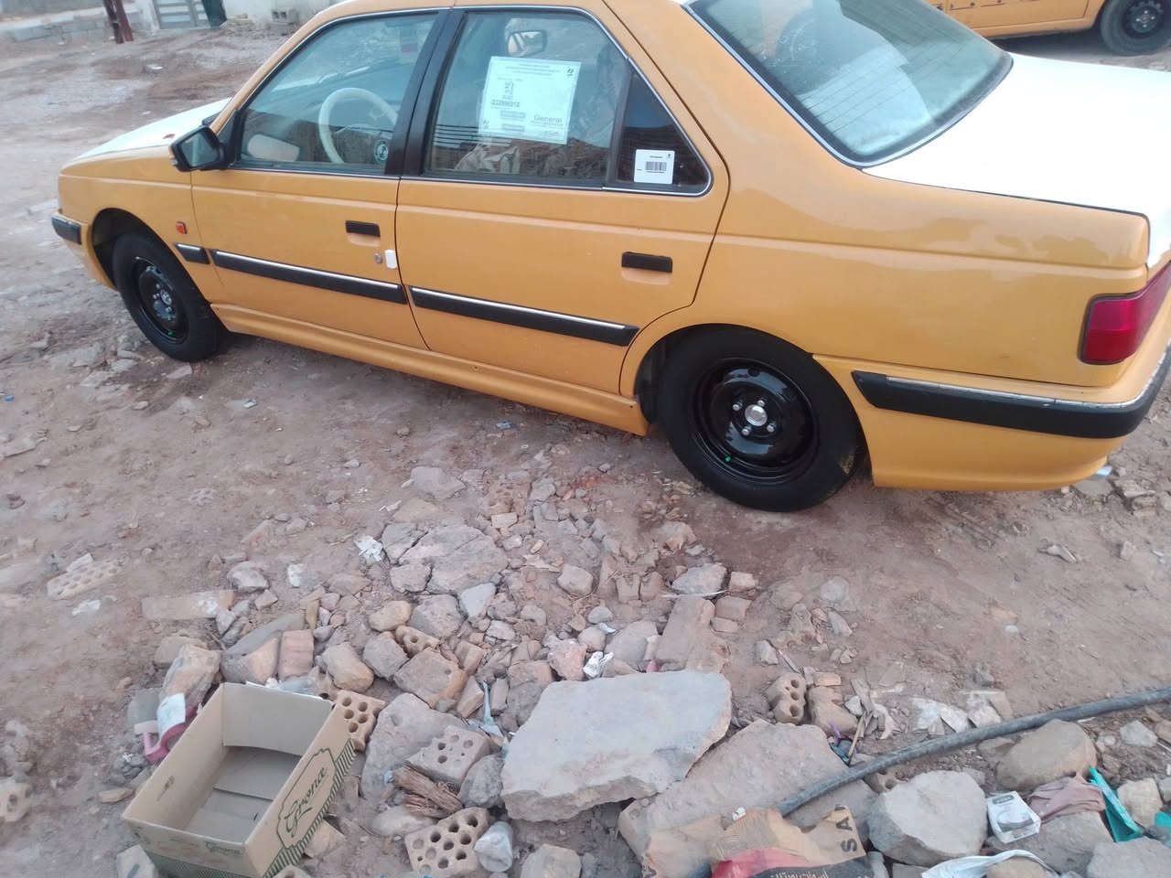 بيجو بارص مديل 15رقم واسط سنويه ل 27 مصفره هيئه غرامات مكينه كير تبريد ثلج حداديه امامي خلفي تخم تاير جديد دواخل مدوشمه السعر 36وبيه مجال شراي يتصل مكاني كوت***********

