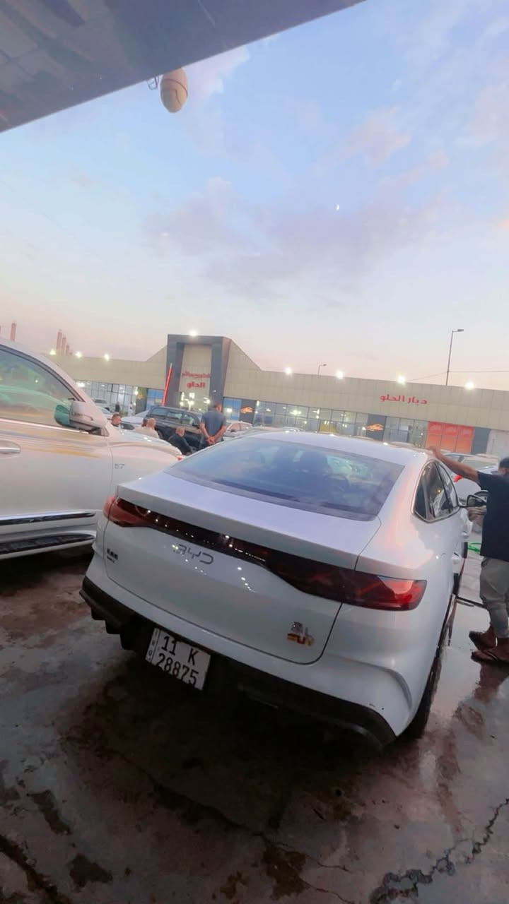 السلام عليكم كن ال موديل ٢٠٢٤ فول مواصفات
بطاريه ١٢٠ 
كرسي كهرباء 
بنوراما 
داخل زيتوني 
ماشيه ٢٨ الف 
مكفوله كفاله عامه 
والاستفسار ***********
