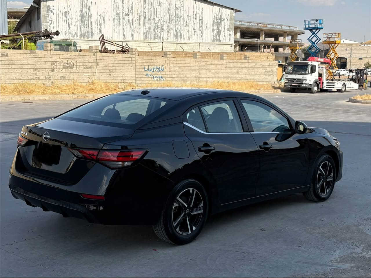 نيسان سنترا 2025
مواصفات SV : عداد المسافه 5,000 ميل 

فقط اربع اصابع بحافة الجاملغ صبغ
بجم امامي وخلفي كبس حادث كلش خفيف 
السياره ماشاءالله كلش حلوه و جديده و نظيفه
بدون بارد و رصعات و شخوط 
ايرباك طاك و كله مرجعه شركة بلادي 
بدون رقم يترقم شمالي عنوان السليمانيه

واتساب : ***********
