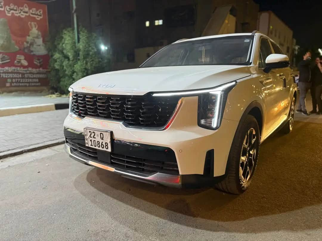 السلام عليكم
كيا سورنتو 2024  خليجي  الشكل الجديد 
الرقم اربيل الدولي 

صار بيهه حادث بل عراق تبديل بنيد وجاملغ وصبغ بابين فقط بدون دواخل هذا سطحي وصور الحادث موجوده ضرر خارجي فقط  
ماشيه (41 ) الف كيلو  اربيل باسم شركه تحويل مباشر باسم المشتري 

محرك 4 سلندر حجم 2500 

7 راكب وتبريد 3 قطع 

داخل ابيض 

بصمه تشغيل وفتح الابواب 

كراسي الاماميه  كهرباء 

شاشه اصليه  متصله نفكيشن 

حساس امامي وخلفي 

لد نهاري وبك لايت لد 

لايت 4 عدسات زينون 

شاحن مبايل 

هندبريك كهرباء / اوتو هولد 

صندوق كهرباء ذكي 

الاناره المحيطيه 7 الوان 

ترحيب ومرأة شفط ميموري 

السياره جديده وجاهزه من كلشي

سعرها 230$

الاتصال ***********

البصره /الجبيله@
